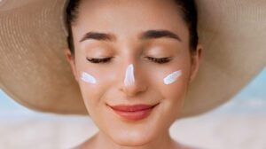 ضد آفتاب زیر آرایش